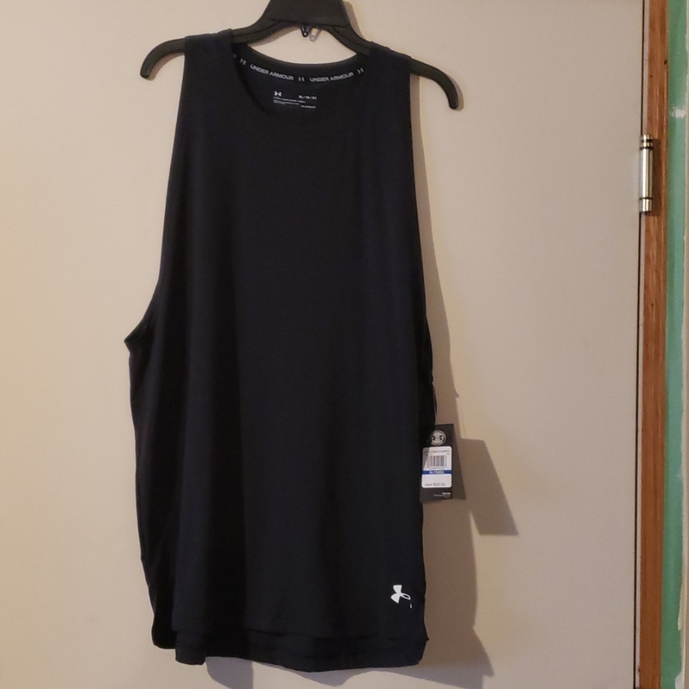 Under armour mussel shirt